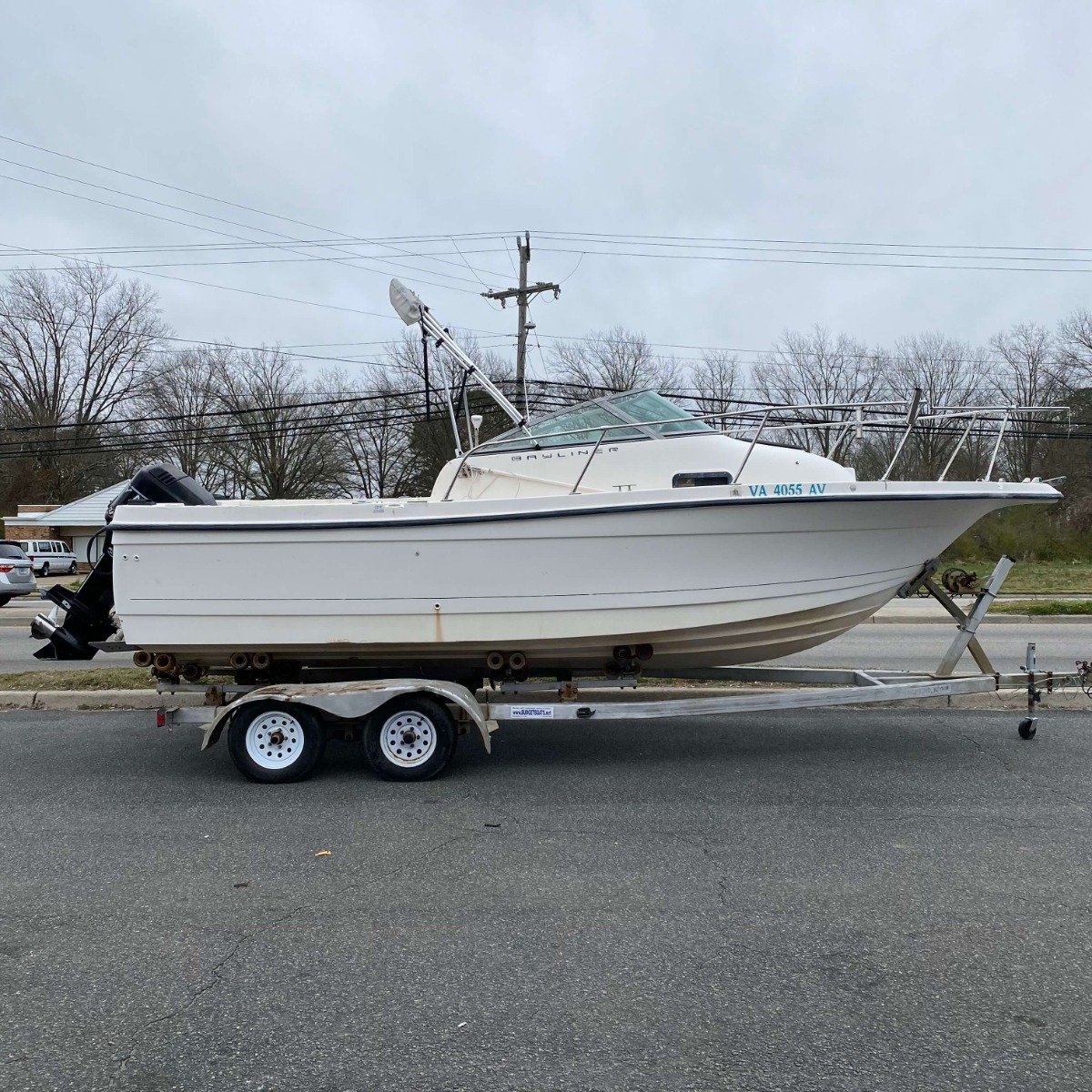 1999 Bayliner Trophy Walkaround – (Hull Only) thumbnail