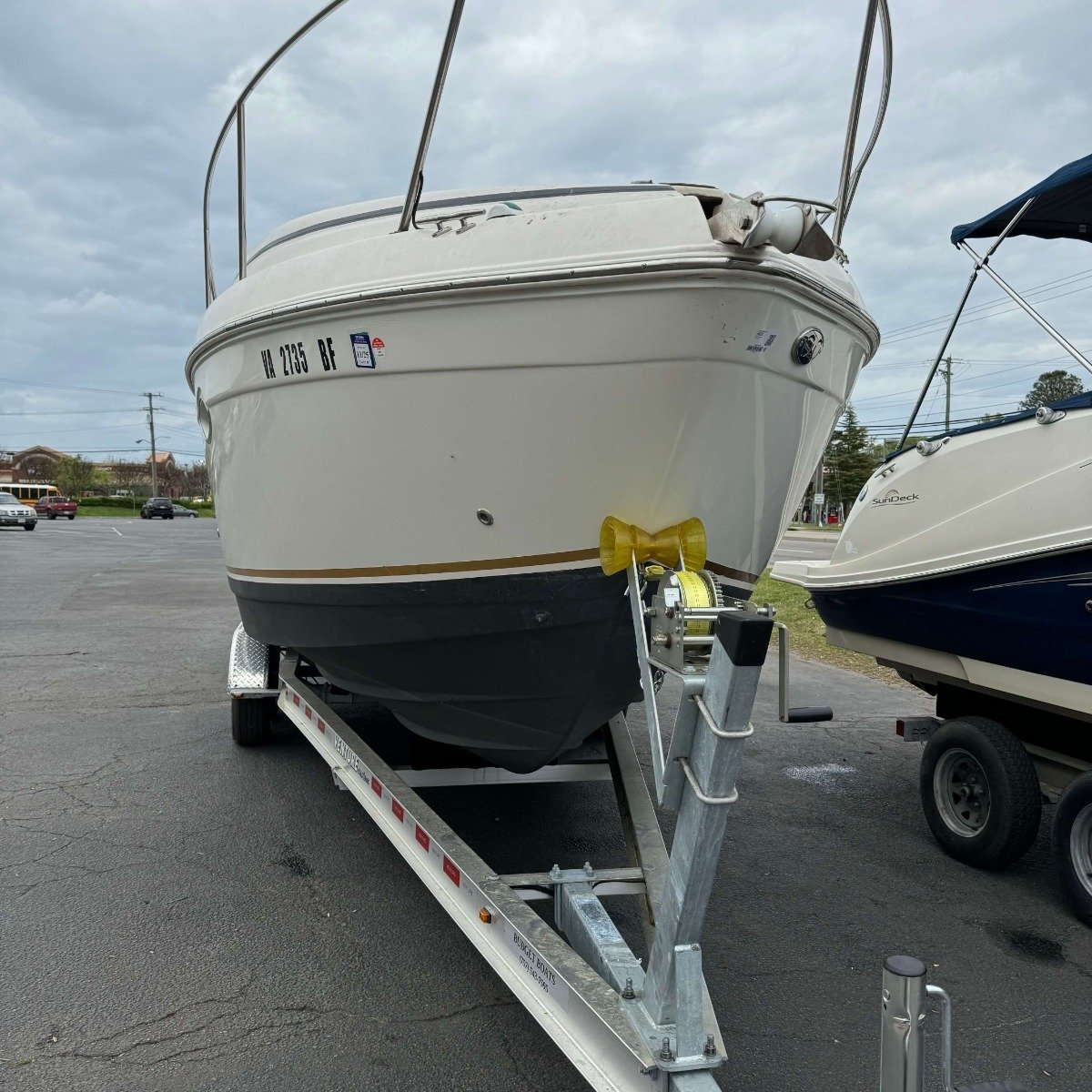 2004 Rinker 270 Fiesta Vee (Boat and Motor) thumbnail