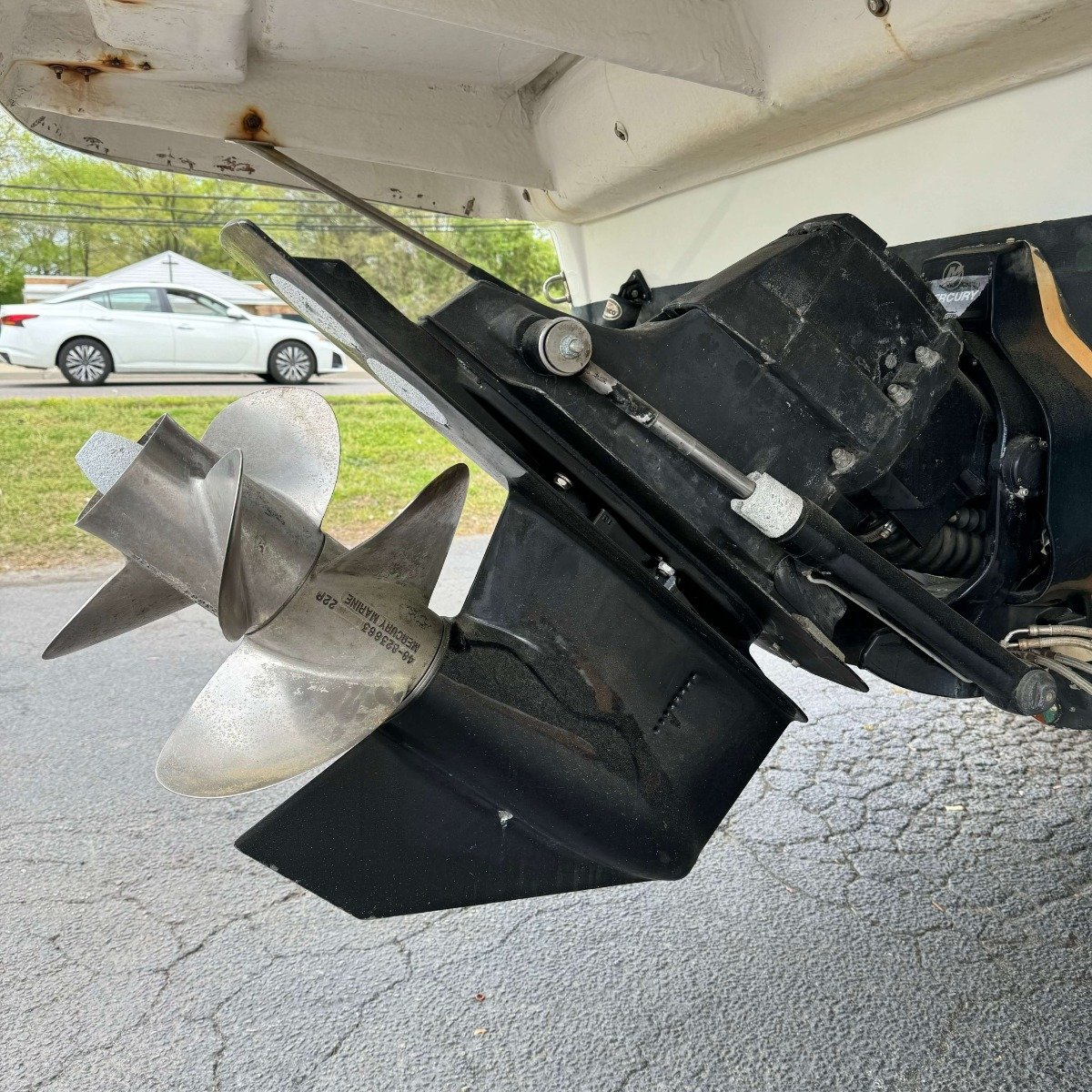 2004 Rinker 270 Fiesta Vee (Boat and Motor) thumbnail