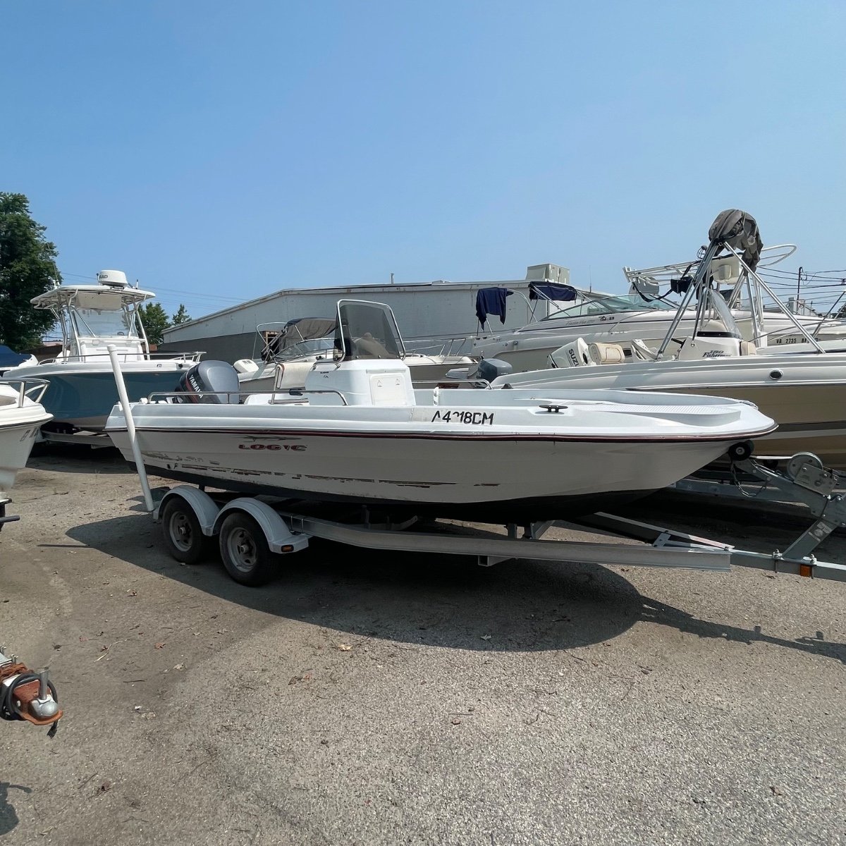 2001 Logic 18ft Center Console (Complete Rig) thumbnail