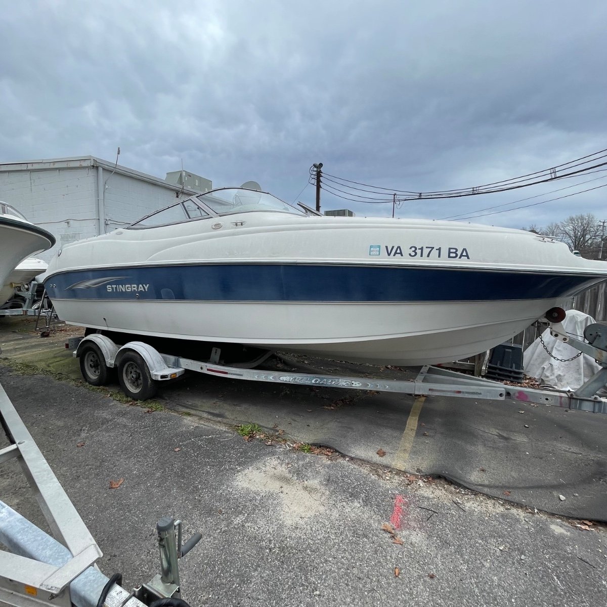 2003 Stingray 22ft Openbow / Deckboat thumbnail