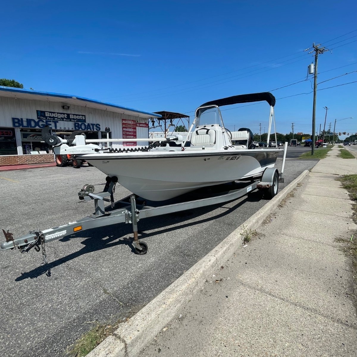 2005 Nitro 18ft Center Console thumbnail
