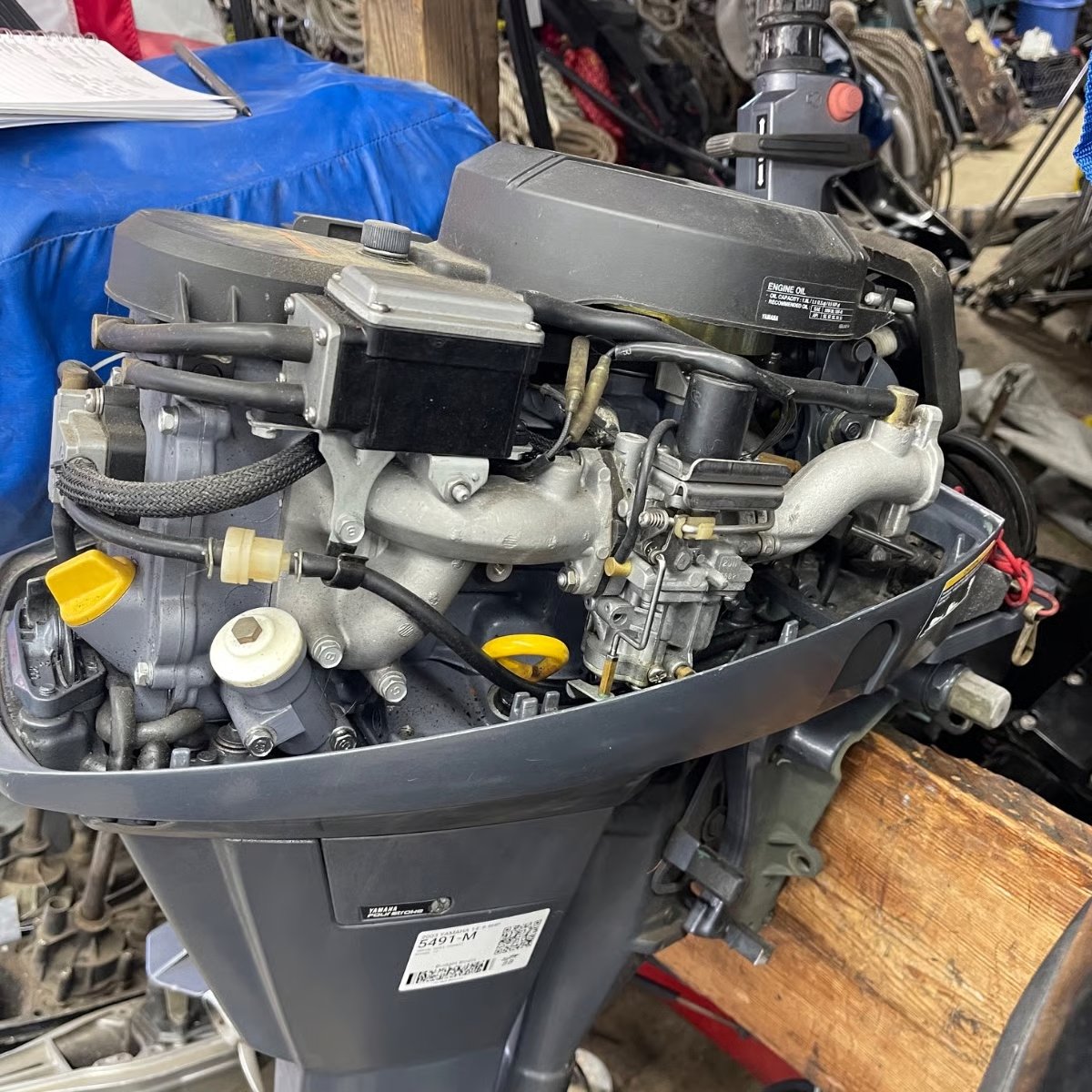 pre owned boat motors 03 Yamaha 4-Stroke 9.9HP 20″ High Thrust Tiller Motor thumbnail