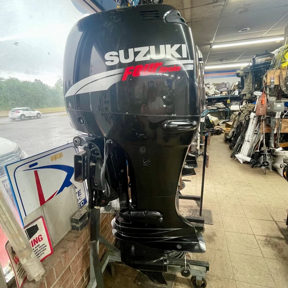 07 Suzuki 90hp 4-Stroke Outboard Motor thumbnail