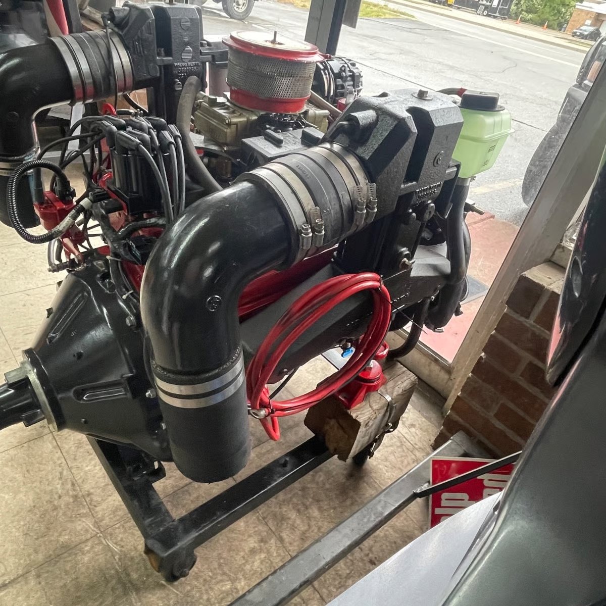 pre owned outboard motors 08 Volvo Penta 5.7L 350 Motor thumbnail