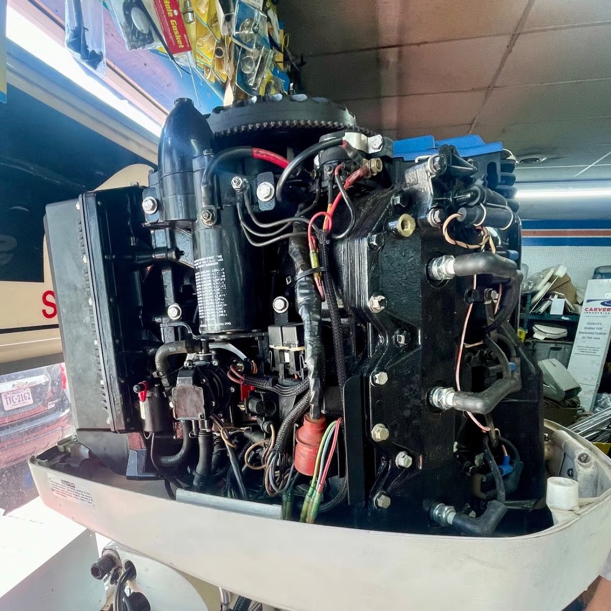 used Johnson outboard motors 1994 Johnson 200 HP 2-Stroke boat motor thumbnail