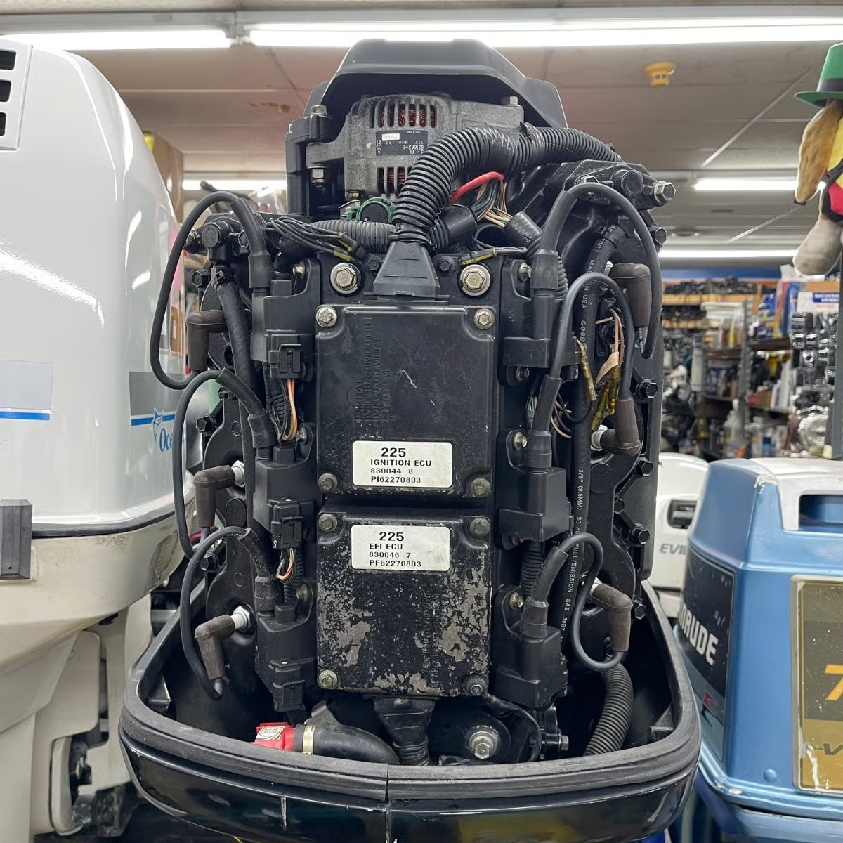 used outboard mercury motors for sale 1997 Mercury 225HP EFI 25″ Outboard Motor thumbnail