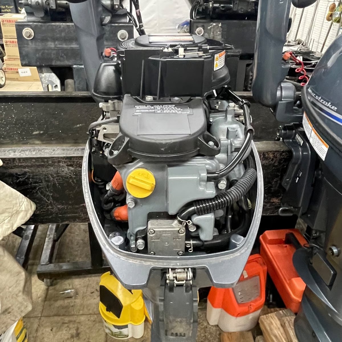 2013 Yamaha 9.9hp 4-Stroke 15″ Outboard Motor thumbnail